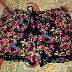 2 Rewind Brand (Kohl’s) Size Small Shorts